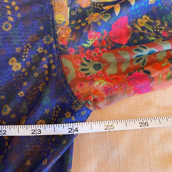 Natural Life Multicolor Floral Kimono - Picture 6 of 9